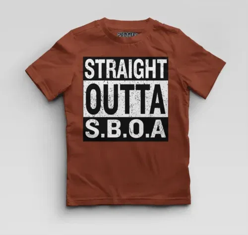 Straight outta sboa boys round neck t-shirt in brick red color